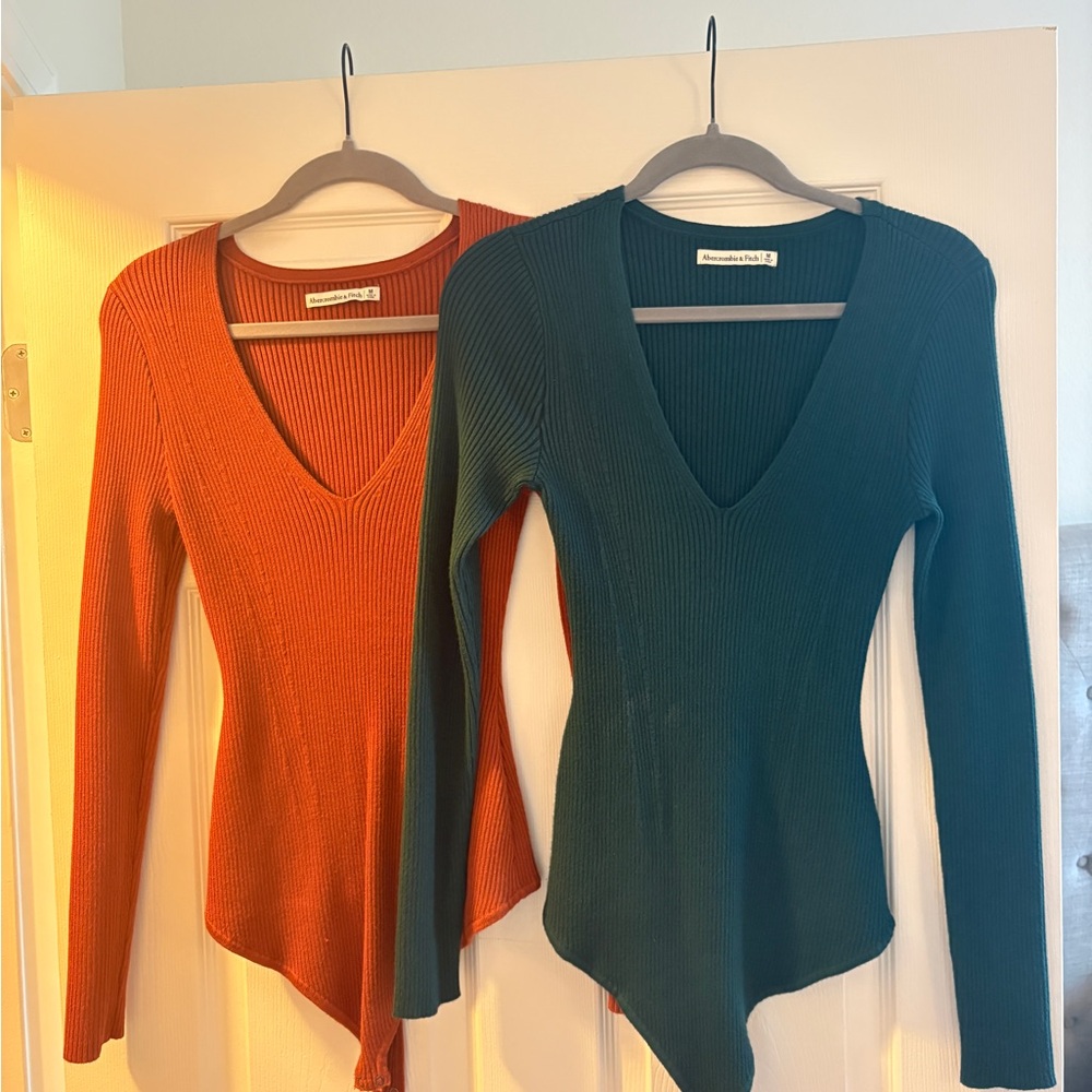 Abercrombie & Fitch V-Neck Sweater - Orange and Green